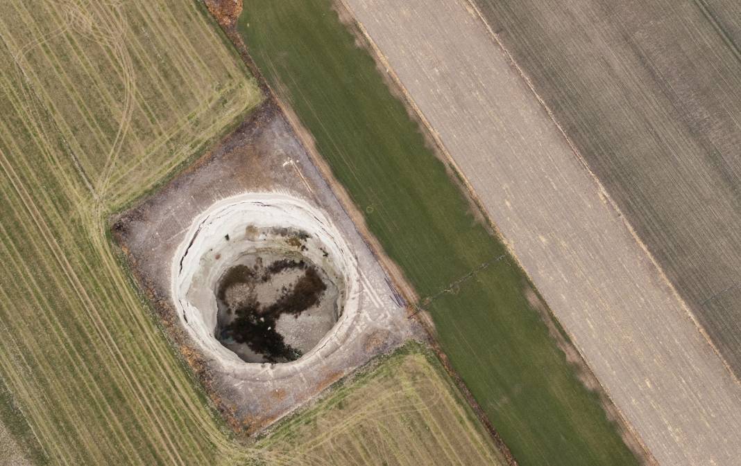 Konya'da kaç obruk bulunduğu açıklandı: Peki yerleşim yerleri için risk var mı? 2